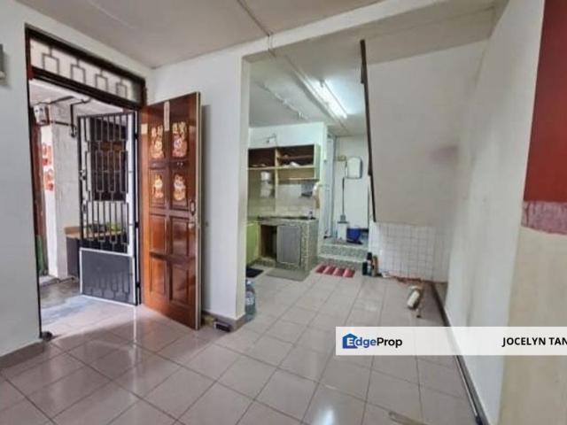 House for sale in Country Heights Damansara, Kuala Lumpur