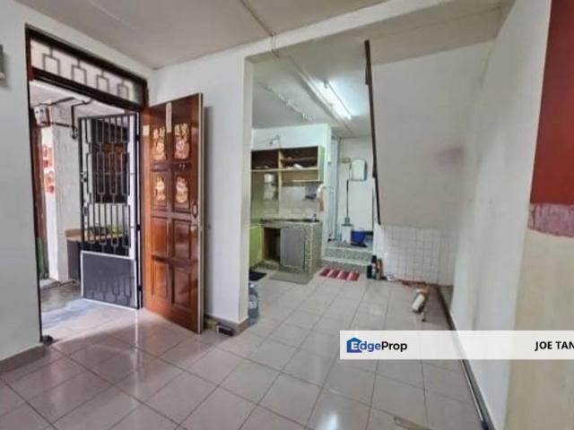 House for sale in Country Heights Damansara, Kuala Lumpur