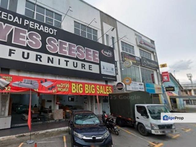 Shop for rent in Kajang, Langat