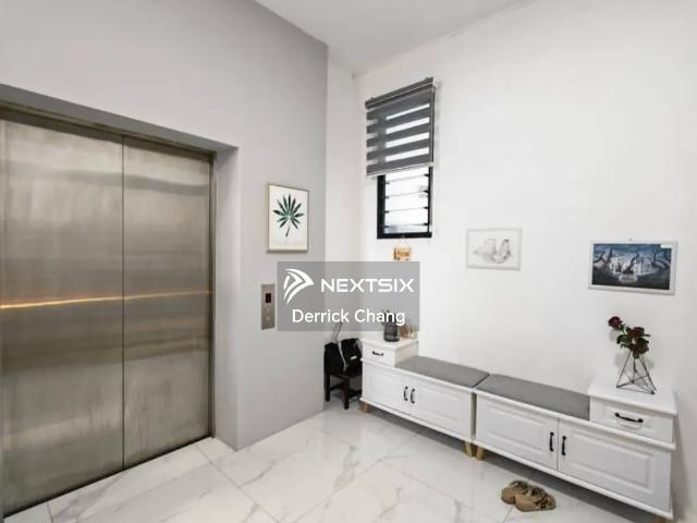 Residential House for sale in Kuching