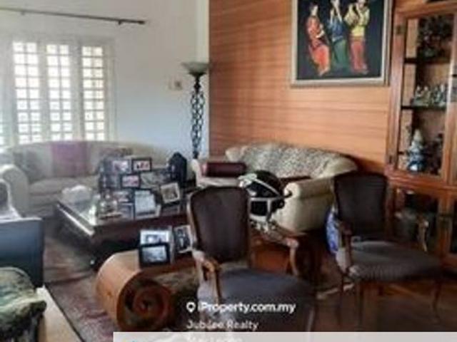 House for sale in Country Heights Damansara, Kuala Lumpur