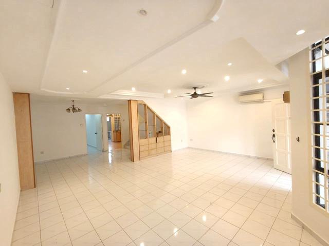 Terraced House for sale in Ulu Tiram, Johor