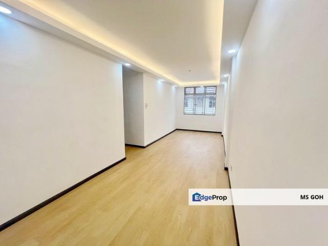 Flat for sale in Ulu Tiram, Johor