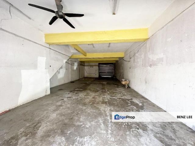 Shop for rent in Selayang, Selangor