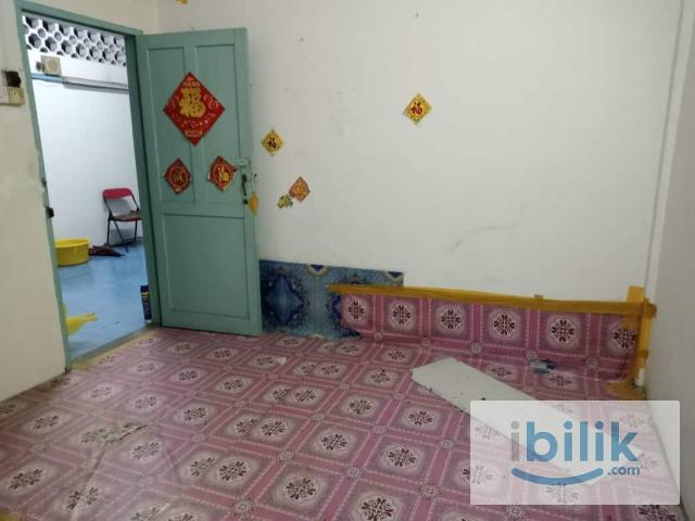 Room for rent in Country Heights Damansara, Kuala Lumpur