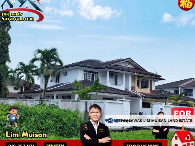 House for sale in Kuching