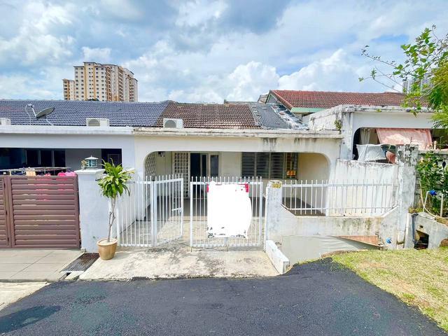 Terraced House for sale in Country Heights Damansara, Kuala Lumpur