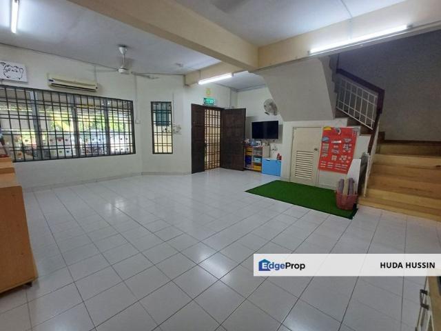 House for sale in Petaling, Damansara Damai
