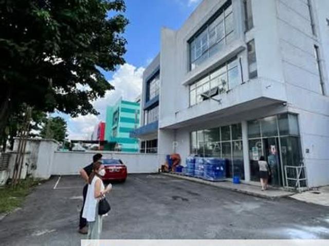 Warehouse for sale in Petaling, Alam Impian