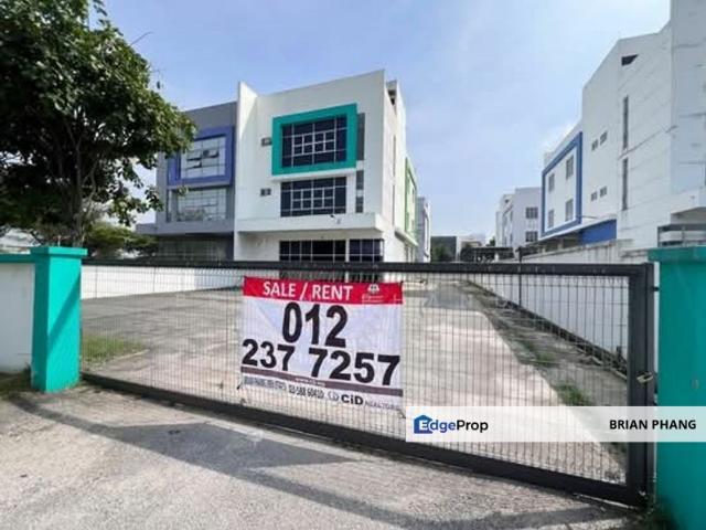 Warehouse for rent in Petaling, Alam Impian