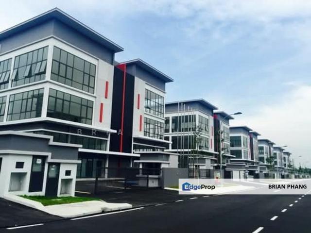 Warehouse for rent in Petaling, Alam Impian