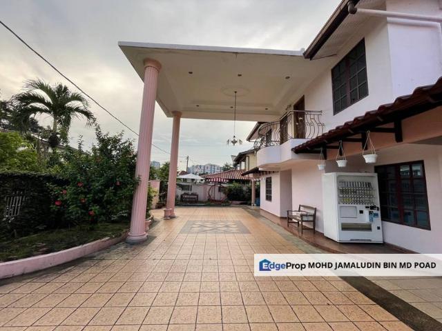 House for sale in Country Heights Damansara, Kuala Lumpur