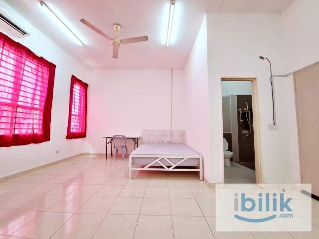 Room for rent in Seksyen U13, Shah Alam