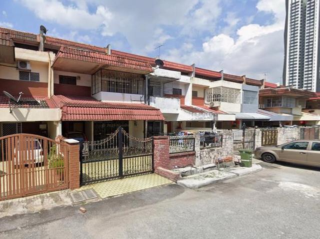 Terraced House for sale in Country Heights Damansara, Kuala Lumpur