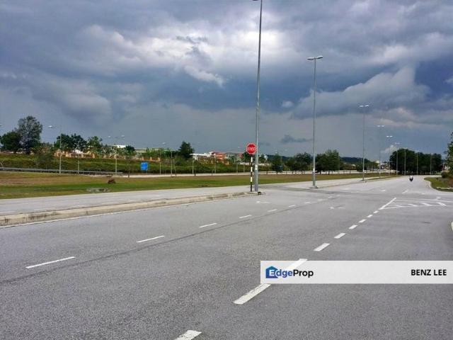 Warehouse for sale in Perak