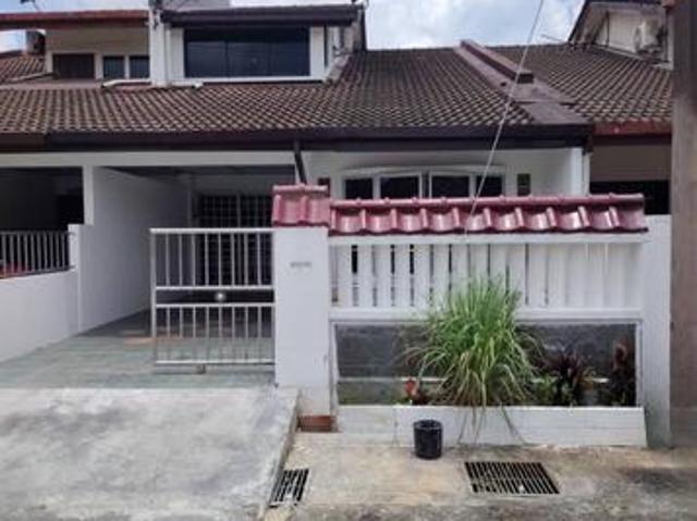 Terraced House for sale in Kuching