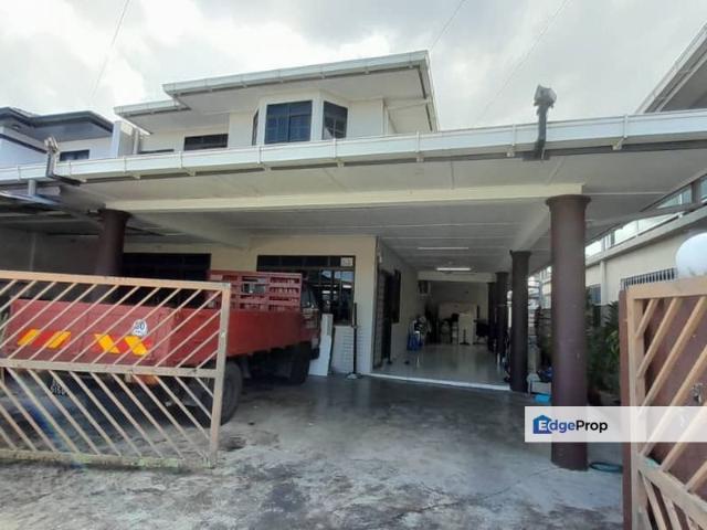 House for sale in Kuching