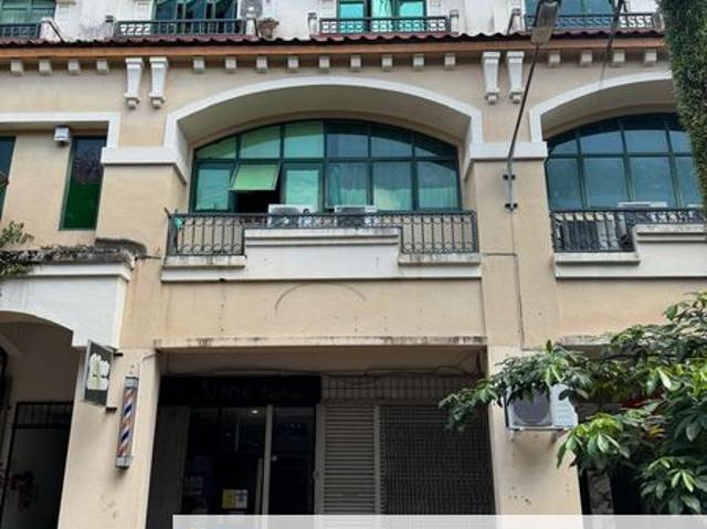 Shop for sale in Kuching