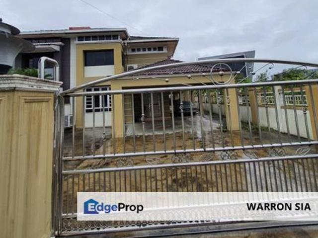 House for sale in Kuching