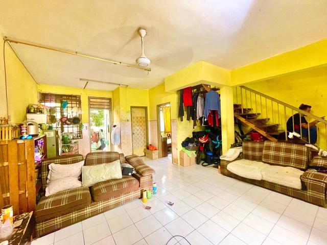 Terraced House for sale in Saujana