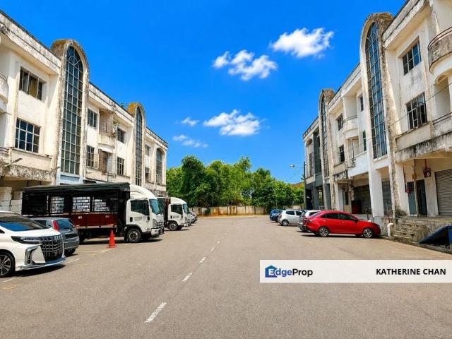 Shop for rent in Kulai, Johor