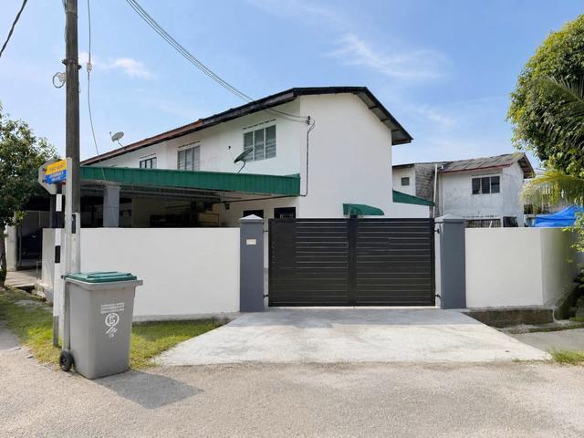 Terraced House for sale in Batu Pahat, Johor