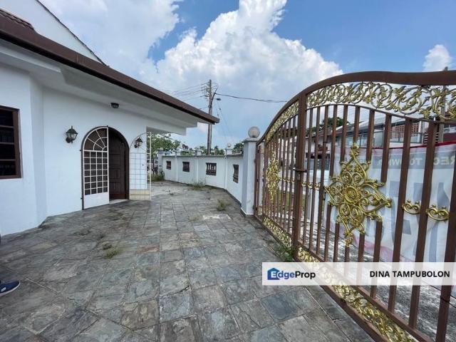 House for sale in Petaling, Subang Jaya