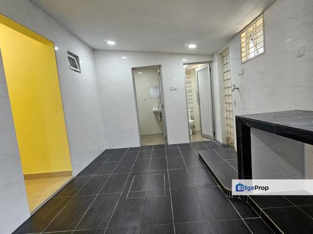 House for sale in Petaling, Damansara Damai