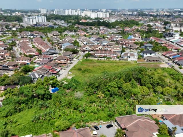 Shop for sale in Kuching