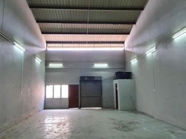Warehouse for rent in Petaling, Subang Jaya
