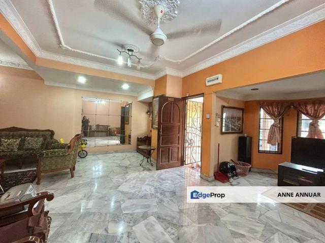 House for sale in Petaling, Subang Jaya