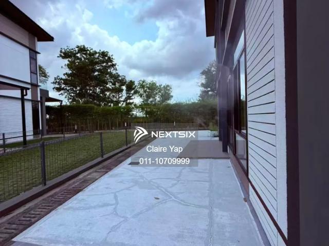 Shop for rent in Country Heights Damansara, Kuala Lumpur