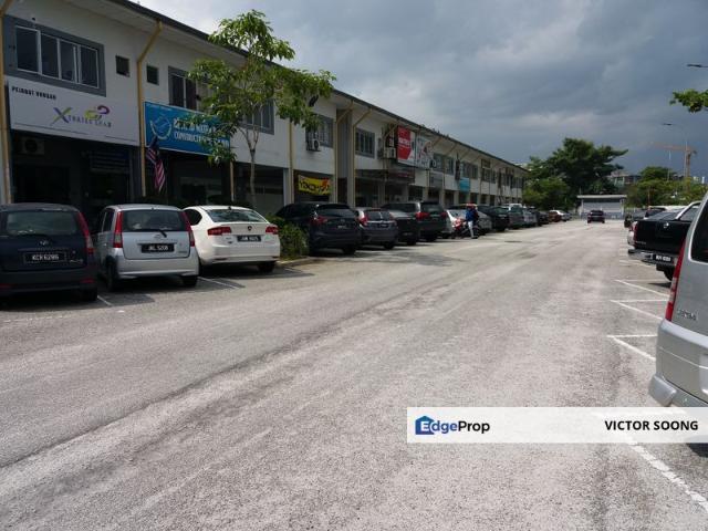 Shop for rent in Alam Impian, Selangor
