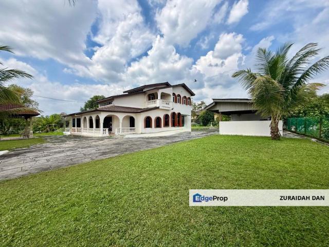 House for sale in Kajang, Langat