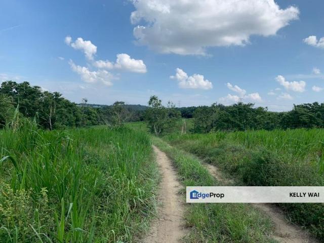 Shop for sale in Ulu Tiram, Johor