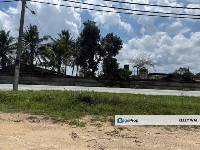 Shop for sale in Ulu Tiram, Johor