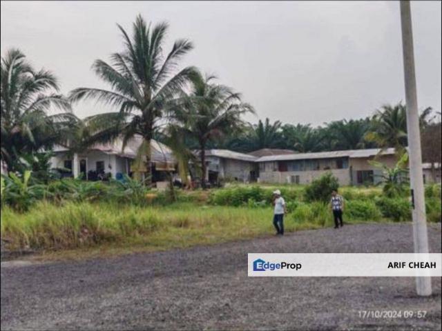 Shop for sale in Ulu Tiram, Johor