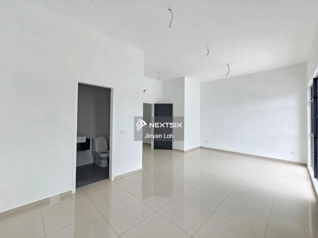 Shop for rent in Bukit Ledang, Johor