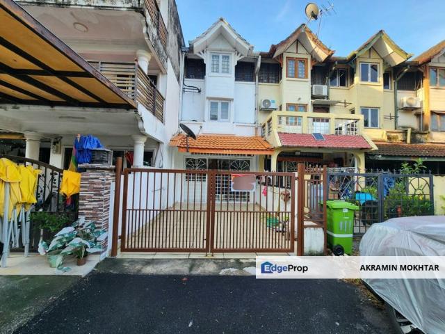 House for sale in Country Heights Damansara, Kuala Lumpur
