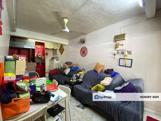 House for sale in Country Heights Damansara, Kuala Lumpur