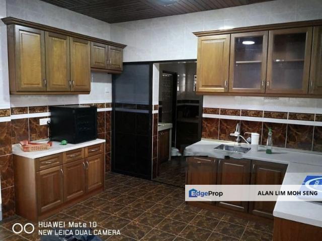 House for sale in Country Heights Damansara, Kuala Lumpur