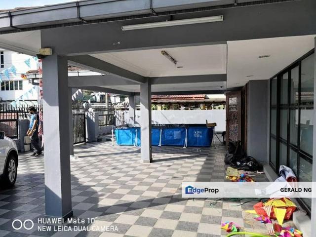 House for sale in Country Heights Damansara, Kuala Lumpur
