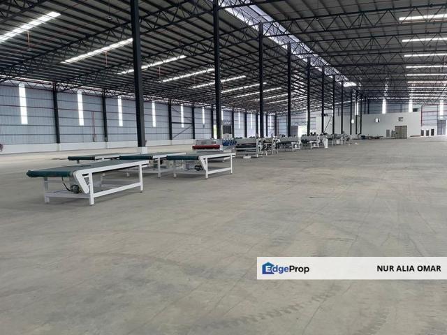 Warehouse for rent in Taman Aman, Teluk Panglima Garang