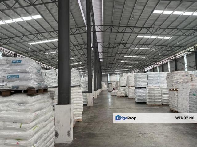 Warehouse for rent in Taman Aman, Teluk Panglima Garang