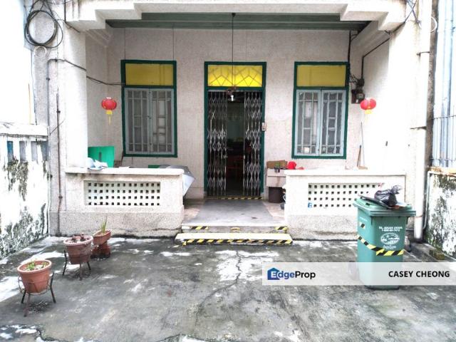 House for sale in Country Heights Damansara, Kuala Lumpur