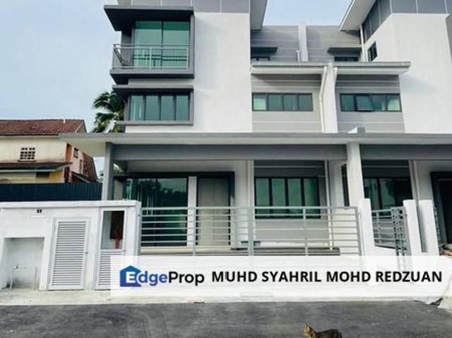 House for sale in Kajang, Langat