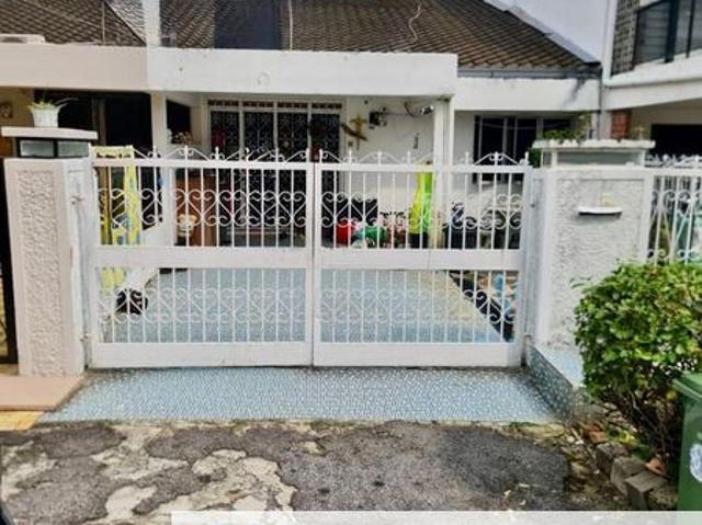 House for sale in Country Heights Damansara, Kuala Lumpur