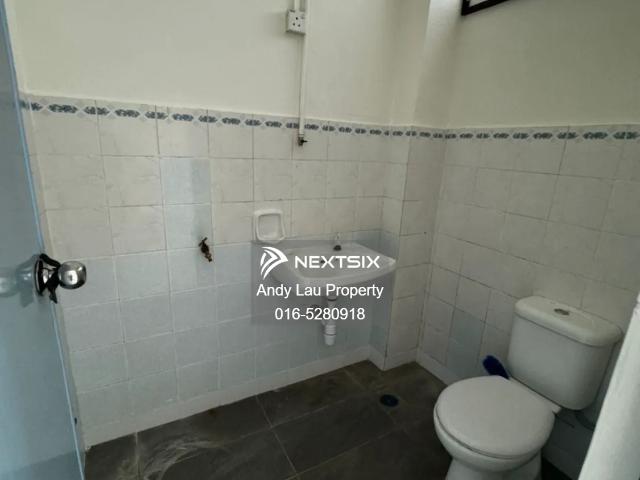 Residential House for sale in Ulu Tiram, Johor