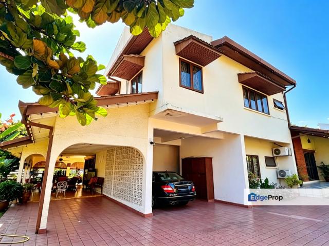 House for sale in Country Heights Damansara, Kuala Lumpur