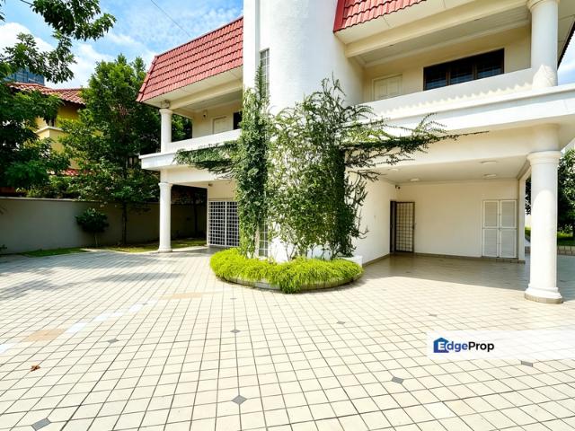 House for sale in Country Heights Damansara, Kuala Lumpur